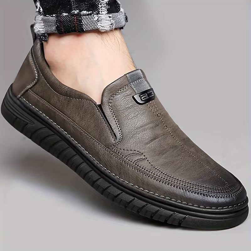 Comfortable loafers with non-slip sole
