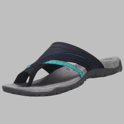 Comfortable sandals with crossed straps
