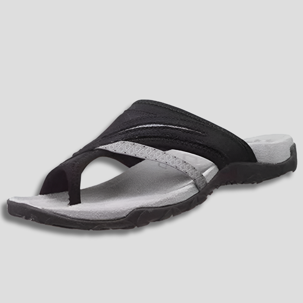 Comfortable sandals with crossed straps