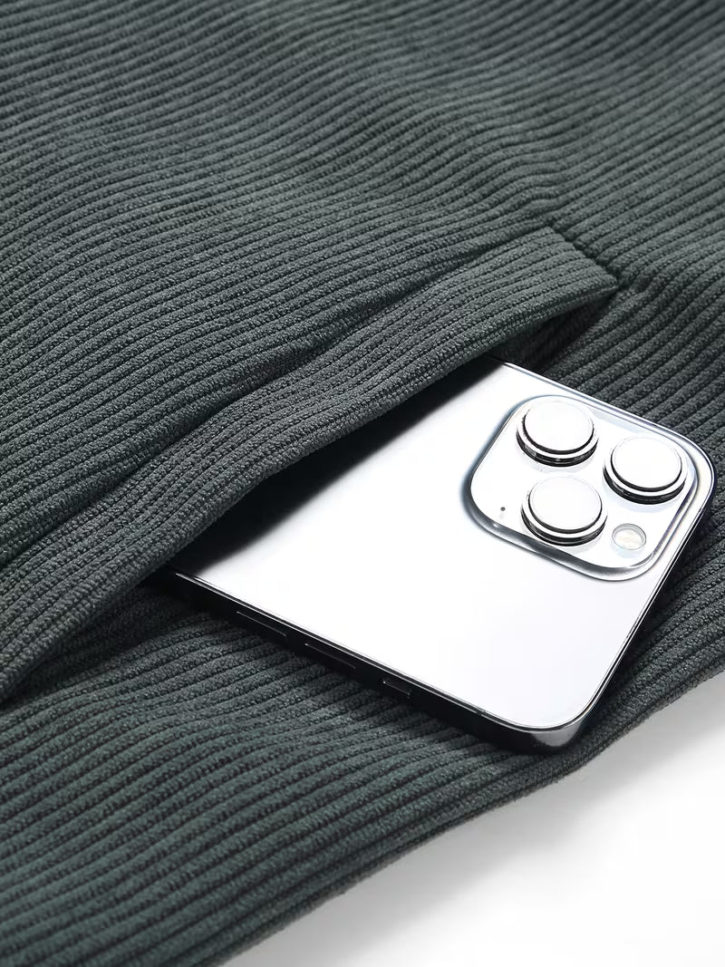 Corduroy jacket with two chest pockets and classic collar