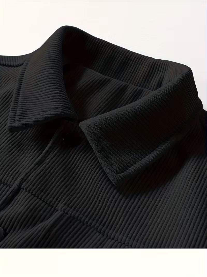 Corduroy jacket with two chest pockets and classic collar