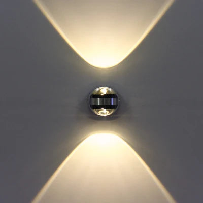 CrystalLux LED zidna svjetiljka - Luksuzni kristalni dizajn