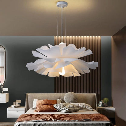 Cloud Flower Pendant Lamp – Timeless Elegance for Your Interior