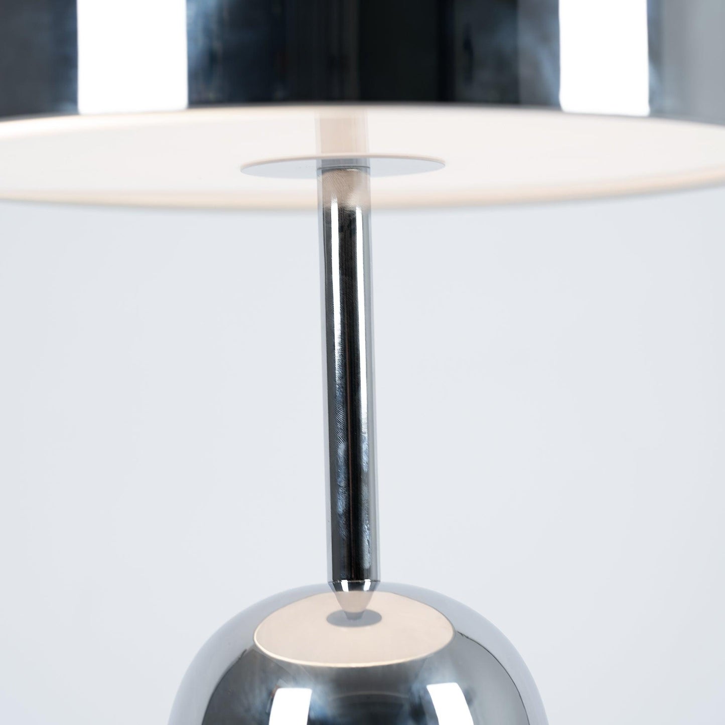 Bell-Inspired Table Lamp