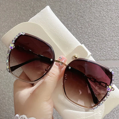 Dalis – Rimless Sunglasses with Sparkling Crystals