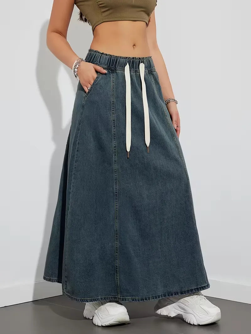 Denim skirt with elastic waistband
