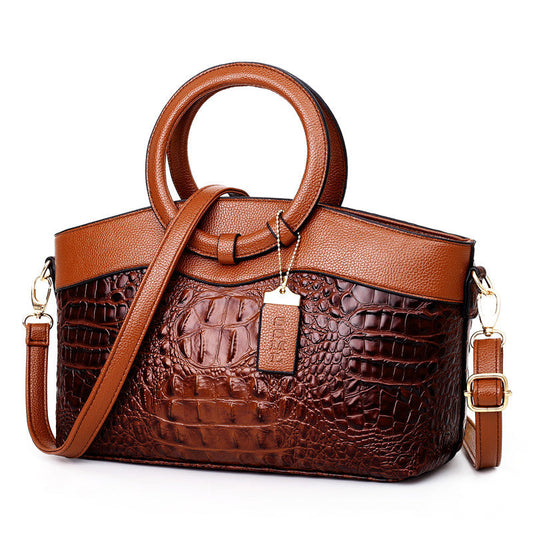 Dolores – Vintage Leather Bag with Timeless Elegance
