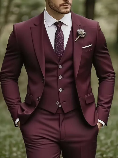 Costume trois pièces pour homme, coupe slim et finition brillante