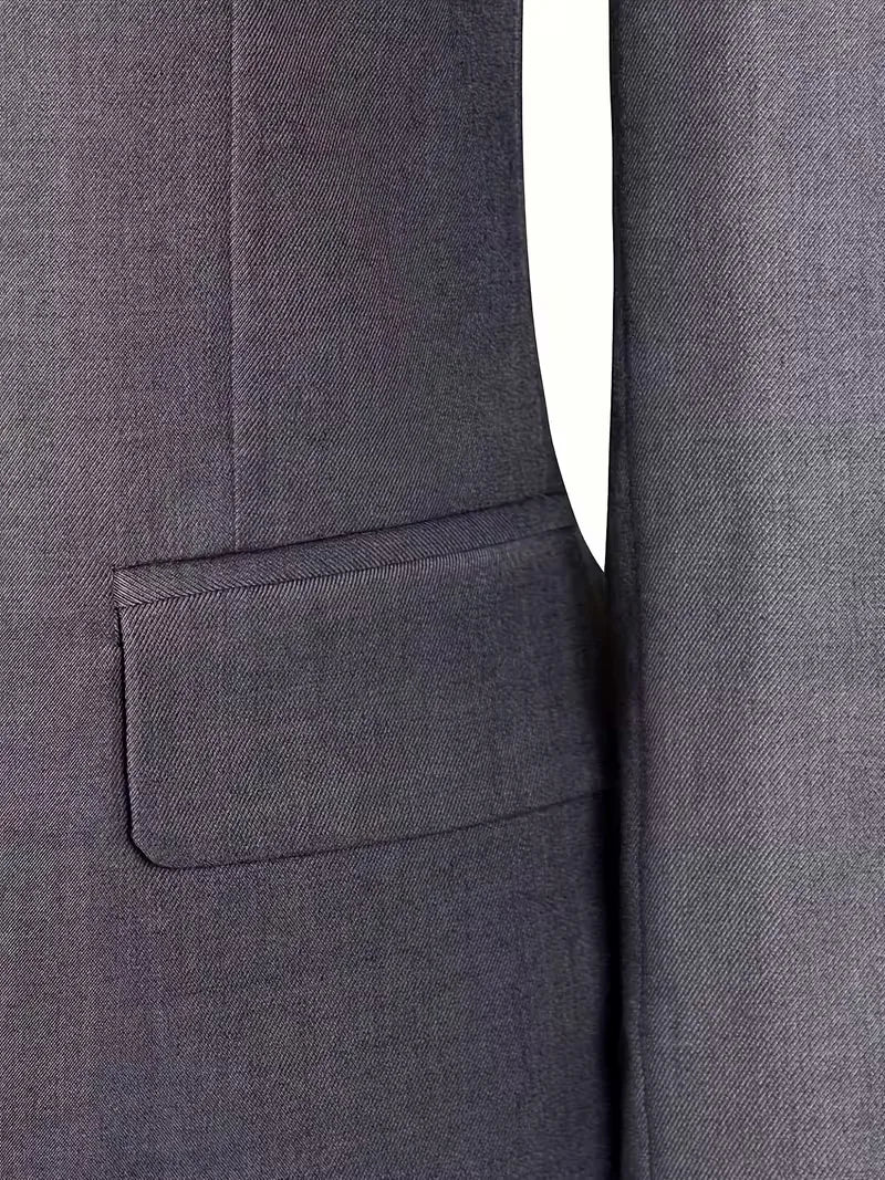 Costume trois pièces pour homme, coupe slim et finition brillante