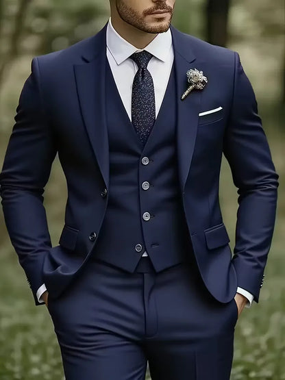 Costume trois pièces pour homme, coupe slim et finition brillante