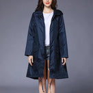 Impermeable largo para mujer con capucha