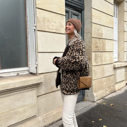 Dyosa - Stylish coat with leopard print for women