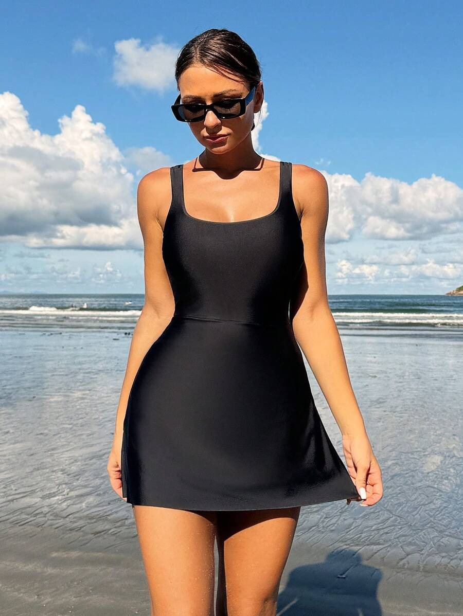 Effortless Round Neck Beach Dress for Vacation & Swimwear