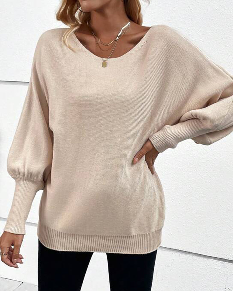 Effortlessly stylish top with a round neckline