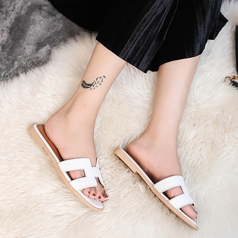Elegant Classic Flat Women's Sandals - Orlin