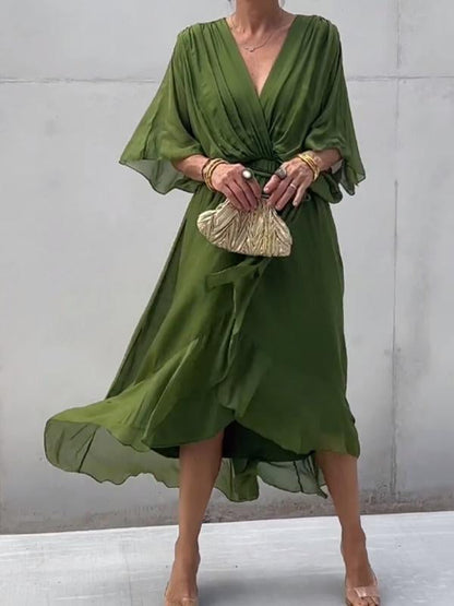 Elegant Dress with V-neck - Thyra