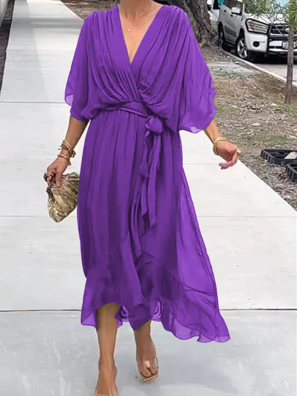Elegant Dress with V-neck - Thyra