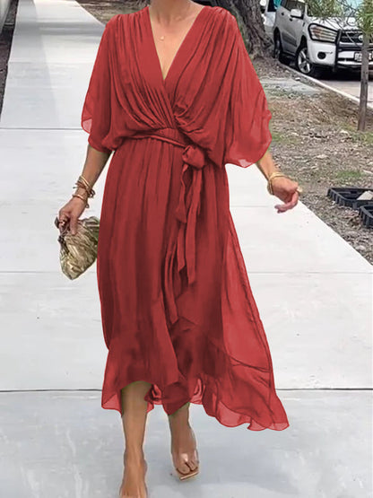 Elegant Dress with V-neck - Thyra