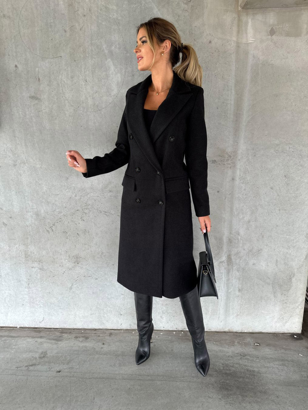 Elegant and Comfortable Long Coat for Women - Jesse