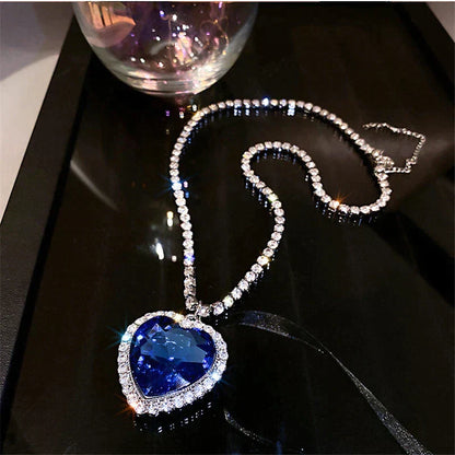 Elegant and Stylish Blue Heart Necklace made of Crystal - Amanda