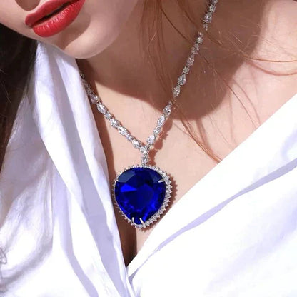 Elegant and Stylish Blue Heart Necklace made of Crystal - Amanda
