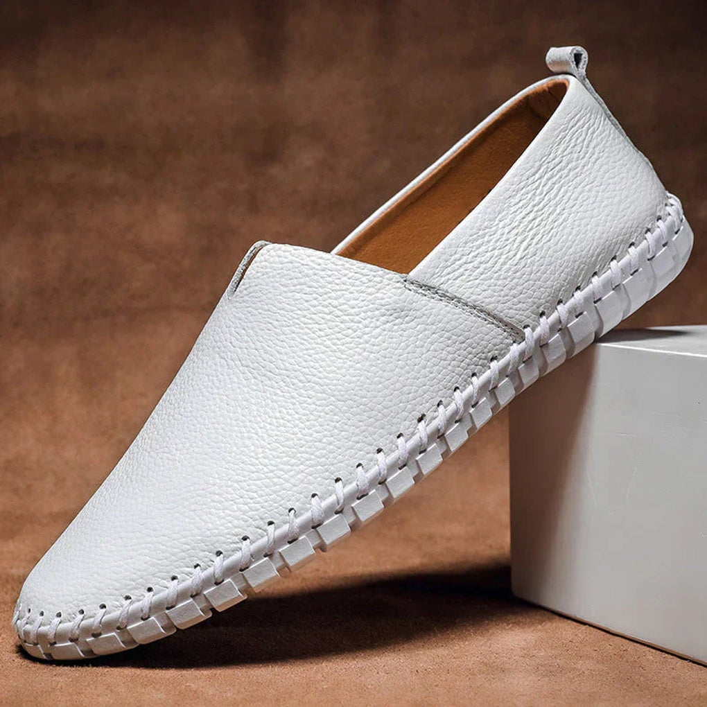 Elegant loafers made of matte genuine leather