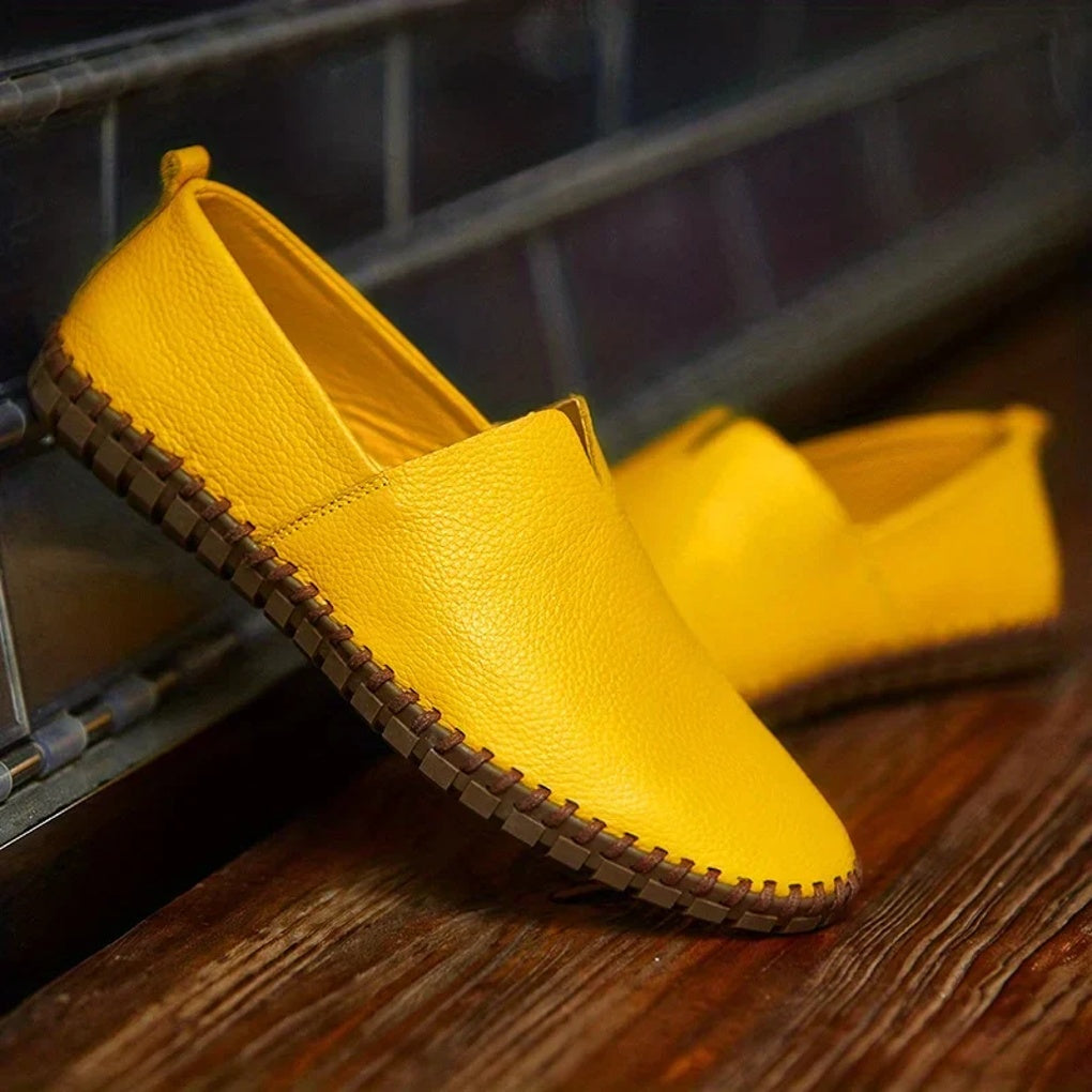 Elegant loafers made of matte genuine leather