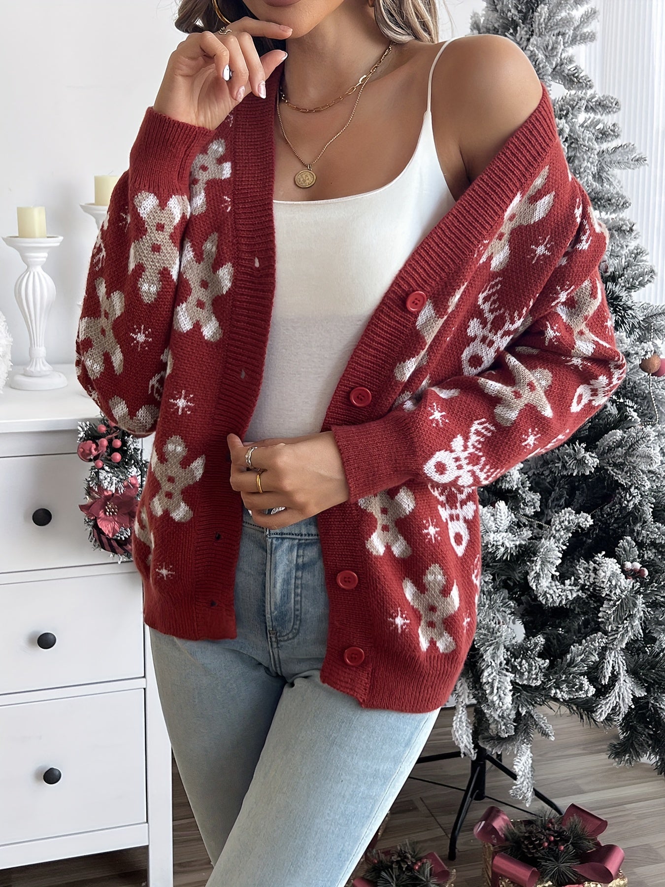 Elin | Elegant knitted Christmas cardigan with buttons
