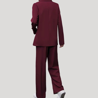 Ladies Timeless Double-Breasted Suit with Blazer and Wide Trousers