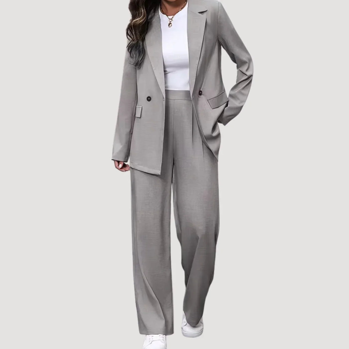 Ladies Timeless Double-Breasted Suit with Blazer and Wide Trousers