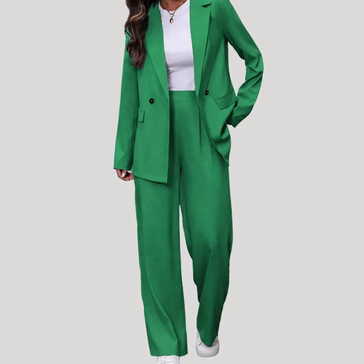 Ladies Timeless Double-Breasted Suit with Blazer and Wide Trousers