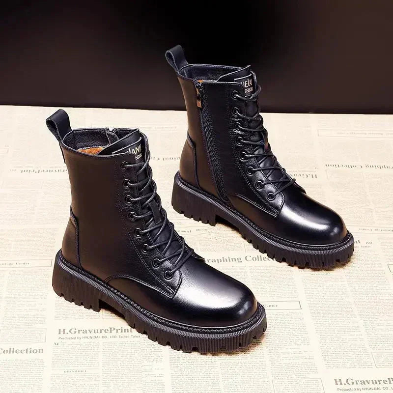 Eri – Black leather lined boots lace-up boots for women