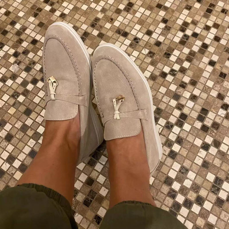 Esmée | Women's Loafer with Lock Detail
