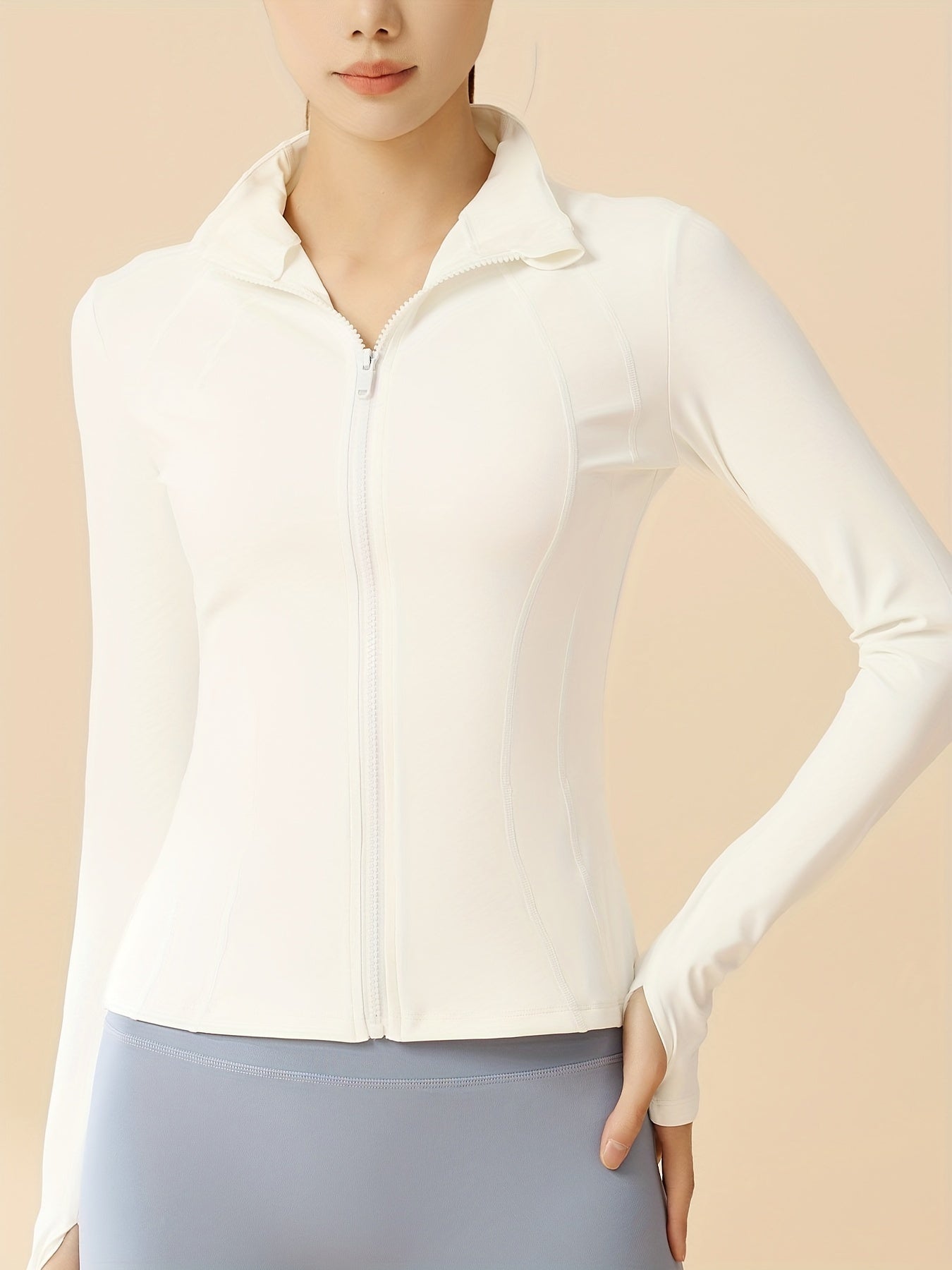 Eva | Cropped sports jacket with breathable fabric and stand-up collar
