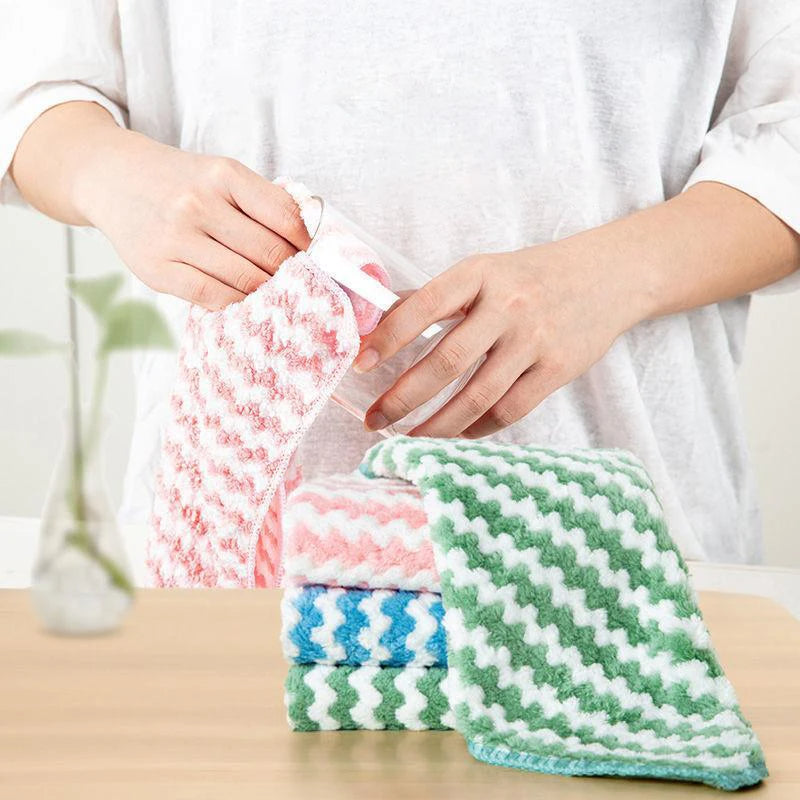 Evelina – Microfiber Cloth for Effortless Cleaning