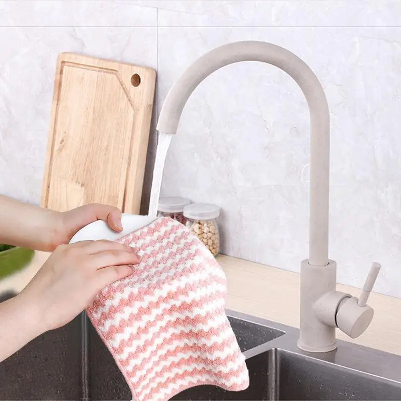 Evelina – Microfiber Cloth for Effortless Cleaning