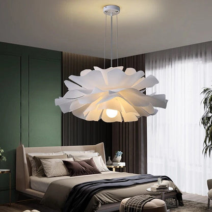 Cloud Flower Pendant Lamp – Timeless Elegance for Your Interior