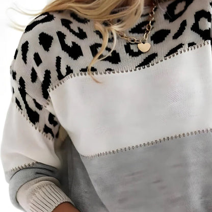 FAYENNE | Trendy women's jumper with panther print
