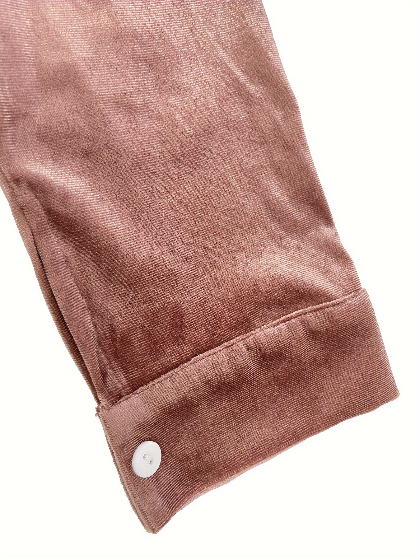 Femke | Blouse with Double Pockets and Button Closure