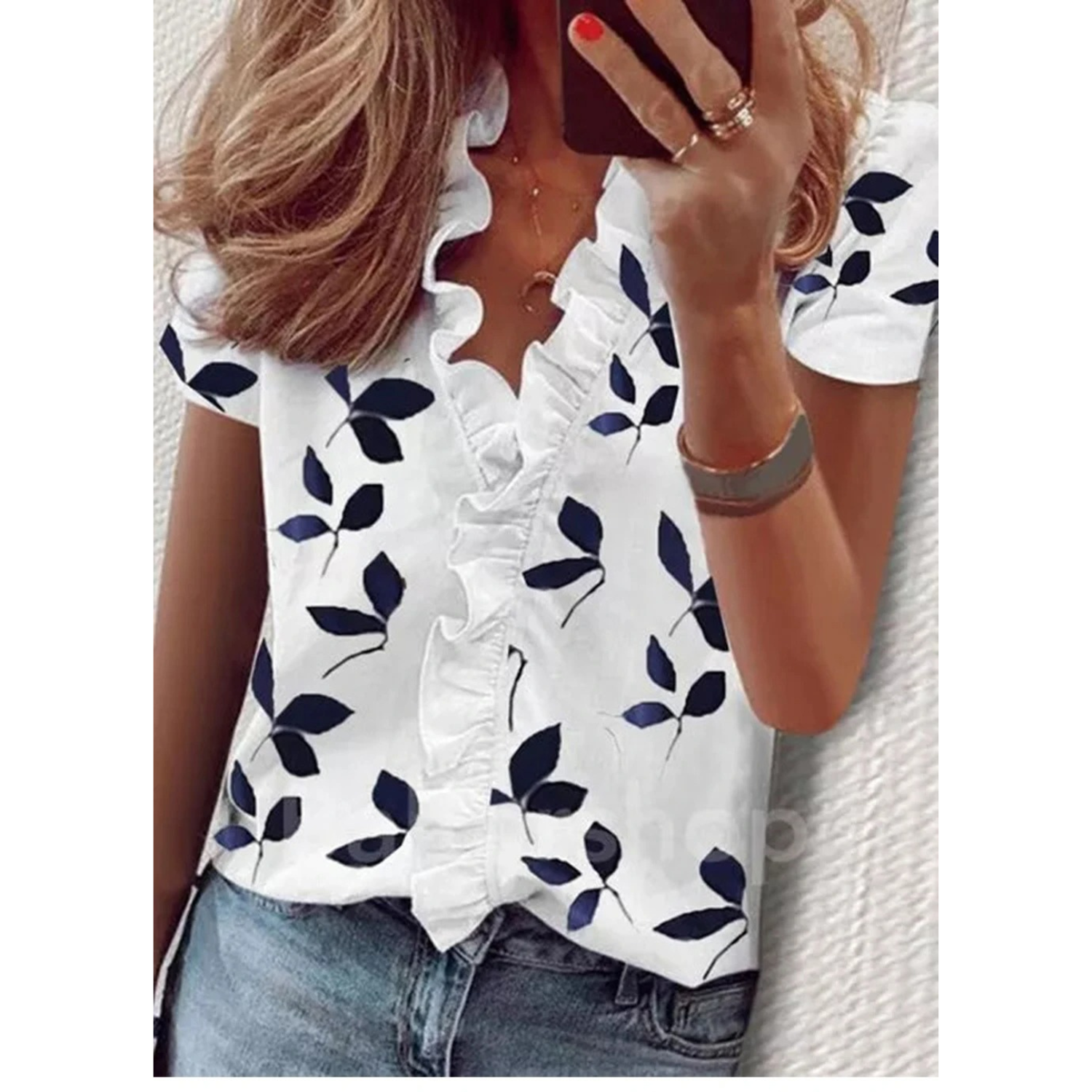 Femke | Chiffon blouse with floral print