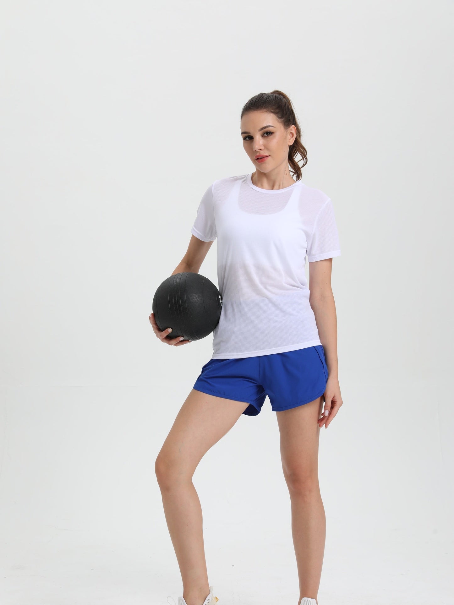 Fien | Quick-drying lightweight sports shirt for women