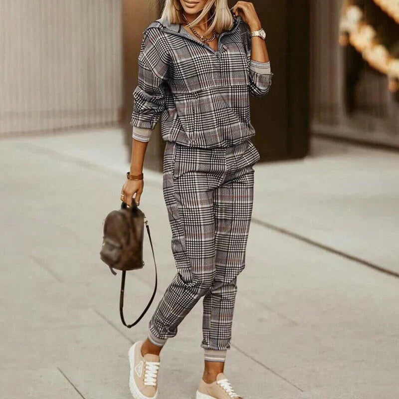 Fleur | Checked Outdoor Clothing Set for Women