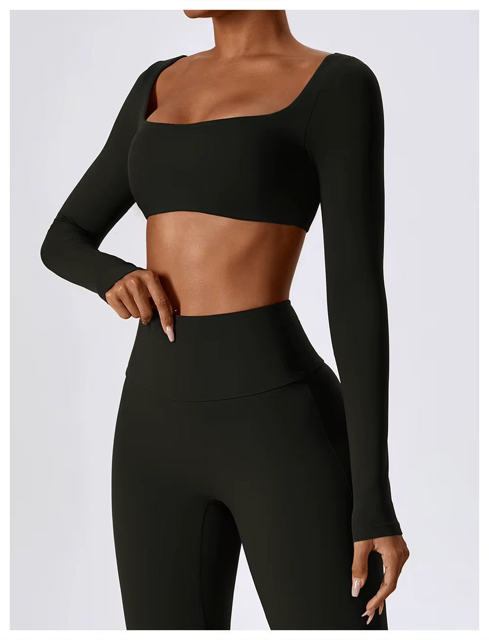 FlexFlow Women's Sports Clothing Set – Stylish and Functional