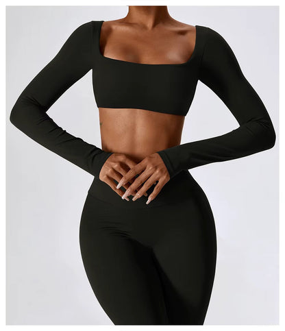 FlexFlow Women's Sports Clothing Set – Stylish and Functional