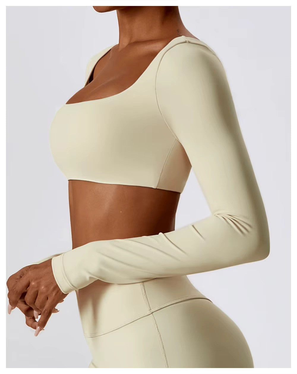 FlexFlow Women's Sports Clothing Set – Stylish and Functional