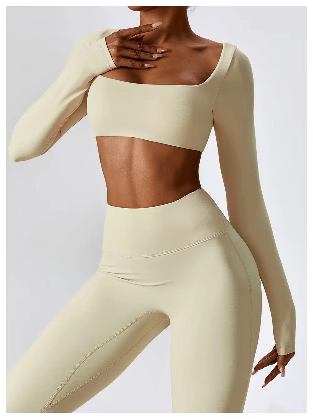 FlexFlow Women's Sports Clothing Set – Stylish and Functional