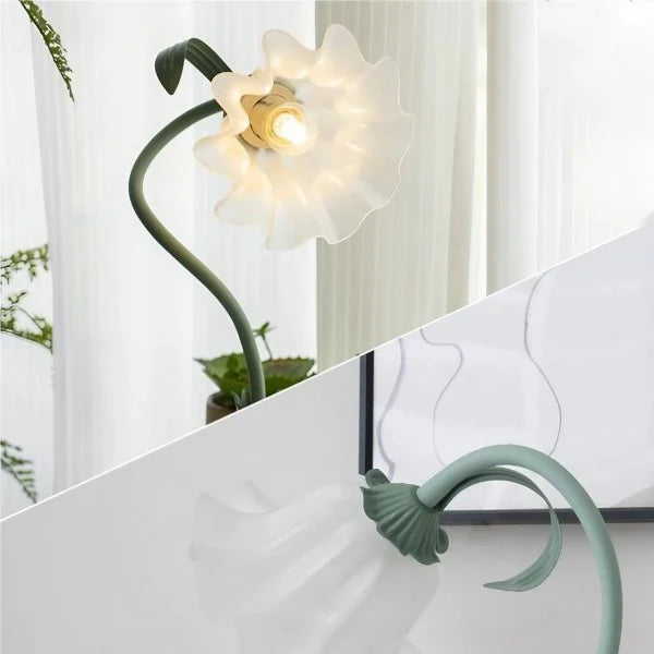 Flexible Flower Table Lamp
