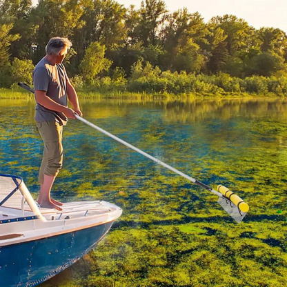 Floating rake set for removing weeds in the lake