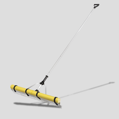 Floating rake set for removing weeds in the lake