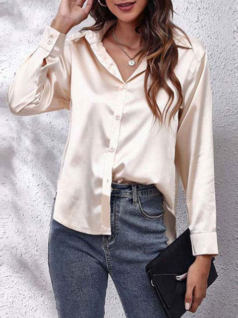 Blouse pour femme en satin à boutons et manches longues